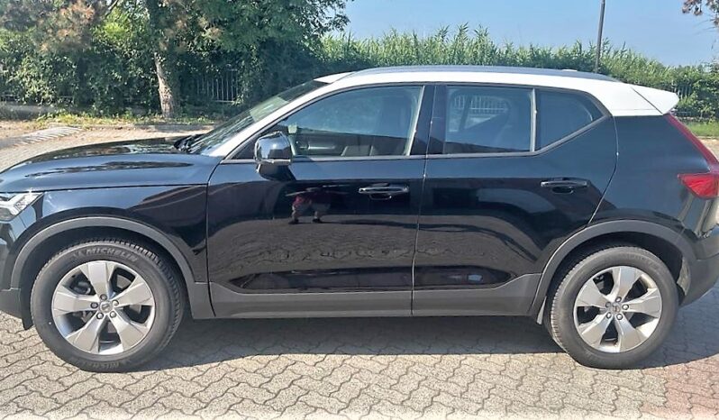 Volvo XC40 2019 2.0 D3 MOMENTUM AWD GEARTRONIC MY20 full